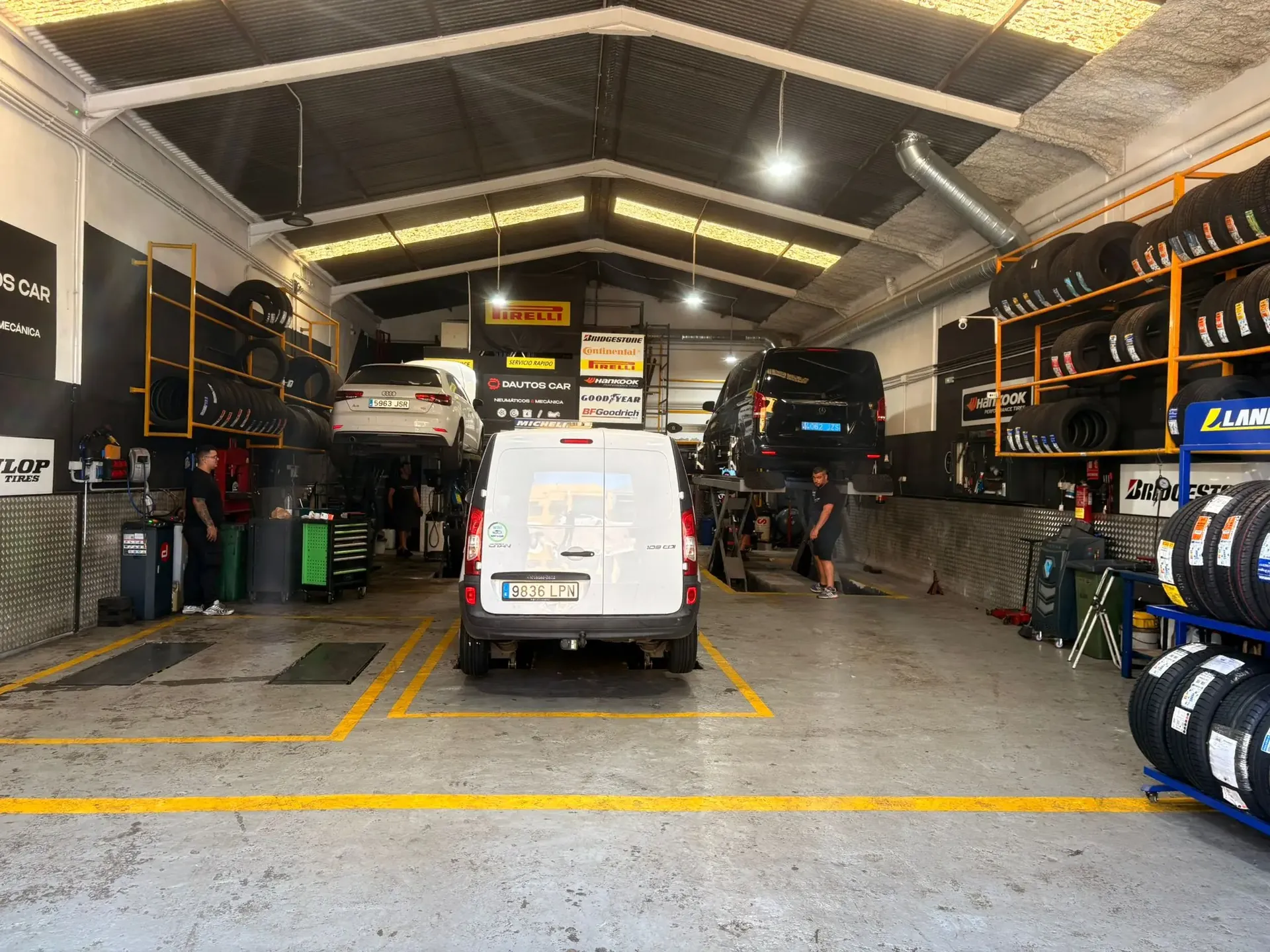 NOSOTROS | Dautos Car
